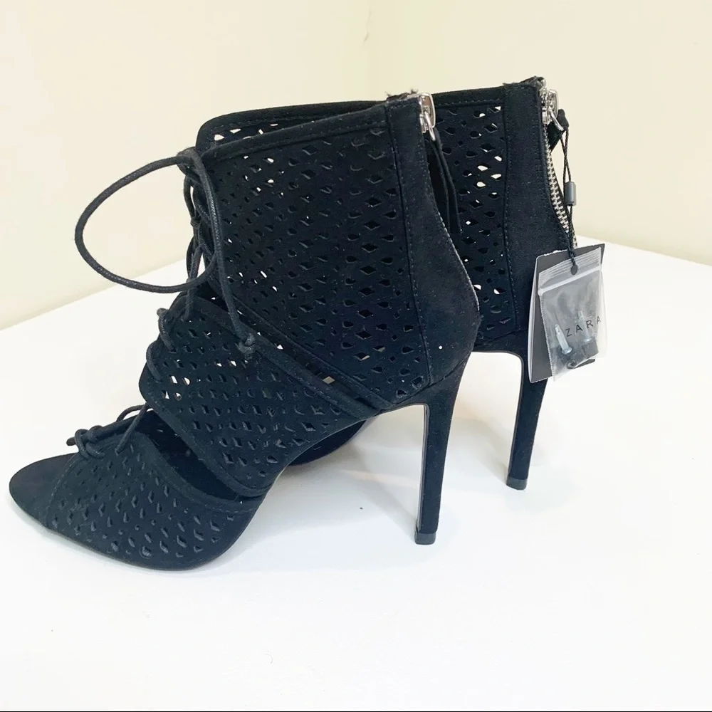 Zara black hollow cut out perforated Roman lace up high heel sandals Size 10 NWT